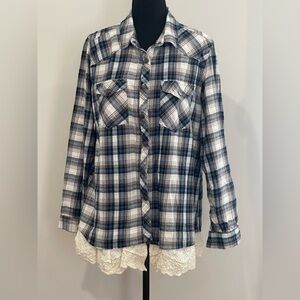 Vintage Havana M Blue and White Plaid Snap‎ Up Shirt with Lace Hem 617